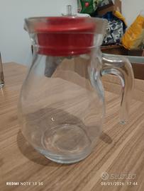 Caraffa con coperchio 