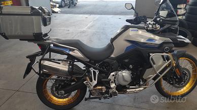 VOGE 900 VALICO