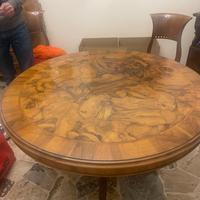 Tavolo tondo