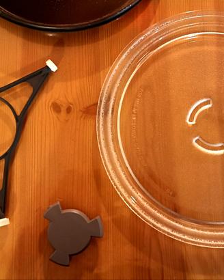 Perno, supporto , piatto in vetro e piatto crisp