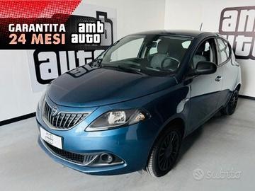 Lancia Ypsilon 1.0 5 porte Silver