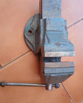 Morsa da banco fissa in ghisa 100mm