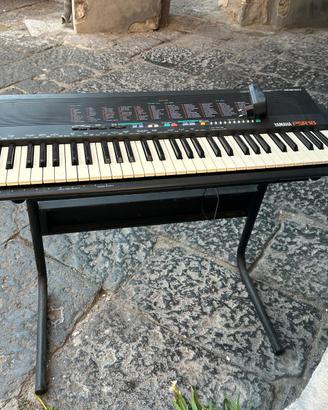 Tastiera Yamaha PSR18