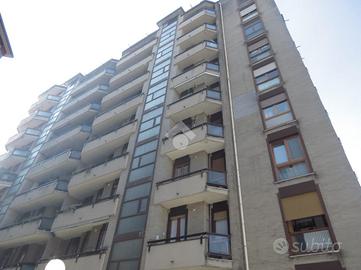 4 LOCALI A MILANO