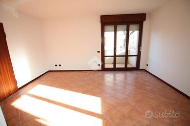 3 LOCALI A MARANELLO