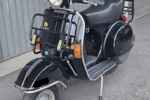 Vespa P200E