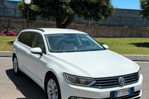 Volkswagen Passat Variant Confortline 150 CV