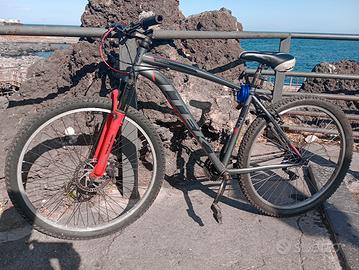 bici itek twenty seven. 