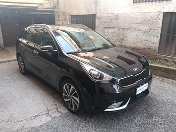 KIA NIRO 1.6 IBRIDO X NEOPATENTATI HEV