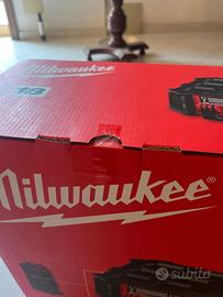 Radio DAB+ e Caricabatterie M18™️ PACKOUT™️