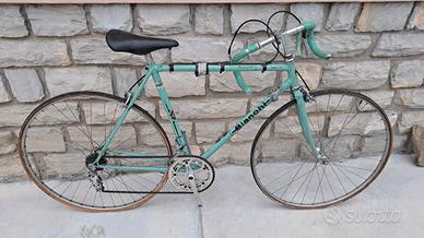 Bicicletta Bianchi verde acqua