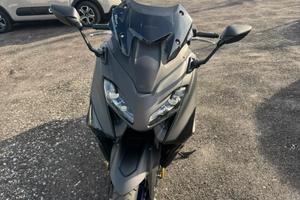 Tmax 560