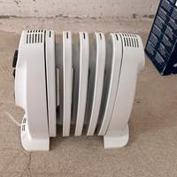 Calorifero a olio De Longhi TRNS0505M nano