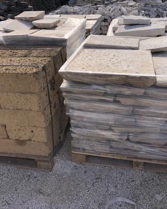 Pietre naturali da pavimenti rivestimenti arredo