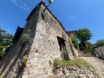 CASA SEMINDIPENDENTE A TERNI