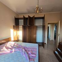 Camera da letto intera in legno