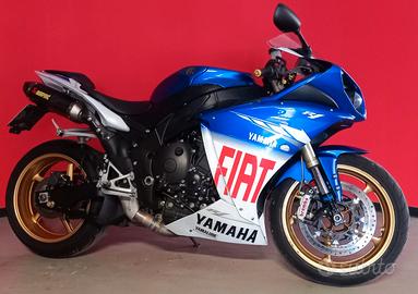 Yamaha YZF R1 - 2011