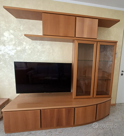 Mobile da salotto in legno color noce