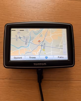 Tomtom XL GPS con cavo accendisigari e cavo 220V