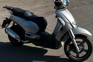 Aprilia Scarabeo 250 - 2007