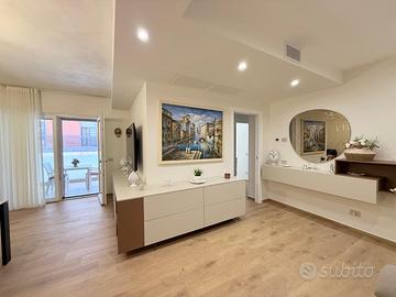 Recentissimo 4 vani + acc e box arredato - cl