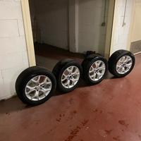 Cerchi in lega Ford Kuga R17