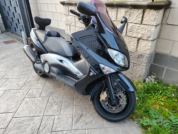 Yamaha Tmax zona Acilia