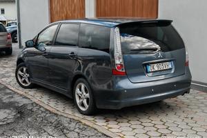 Mitsubishi Grandis