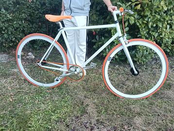 Bici a scatto fisso