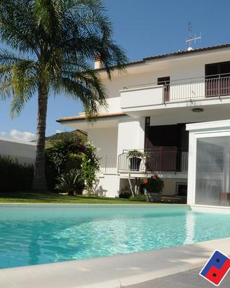 Villa - Fondi