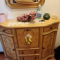 mobile entrata e specchio 