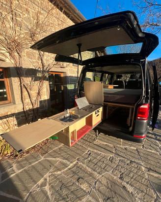 Allestimento camper Volkswagen Transporter T6