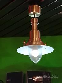 lampada in metallo 