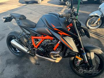 Ktm 1390 superduke R Evo