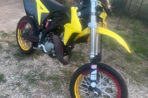 Suzuki valenti 50