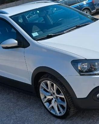 Volkswagen Polo Cross 1.4 TDI BlueMotion - 2016