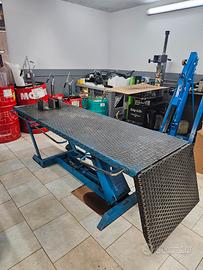 Ponte sollevatore professionale per moto 