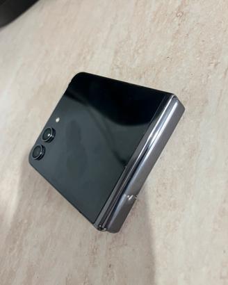 Samsung Z flip 5