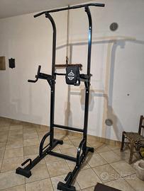 Torre trazioni, dip e push up