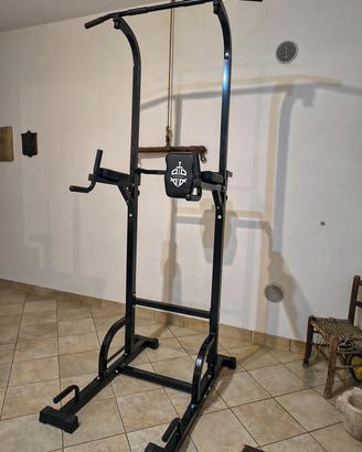 Torre trazioni, dip e push up
