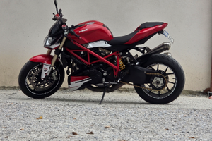 Ducati 848 streetfighter del 2012