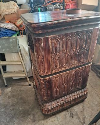 stufa legna in ceramica