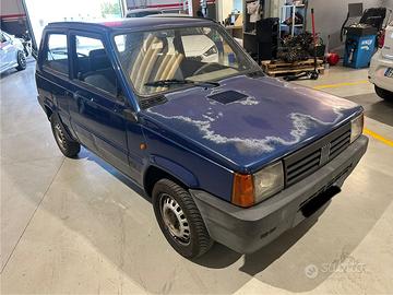Fiat panda young 1100 fire