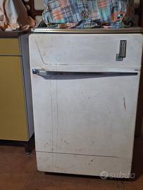 Frigorifero vintage Fiat anni '60