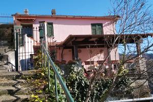 Casa in Località Pegui Calice al Cornoviglio