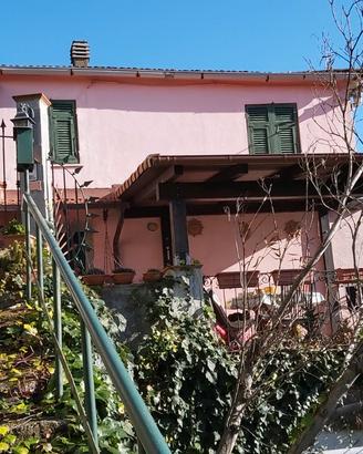 Casa in Località Pegui Calice al Cornoviglio
