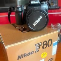 Fotocamera analogica Nikon F80 + Nikkor 28-80