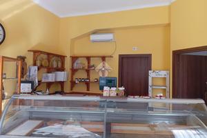 NEGOZIO A SAN VITTORE OLONA