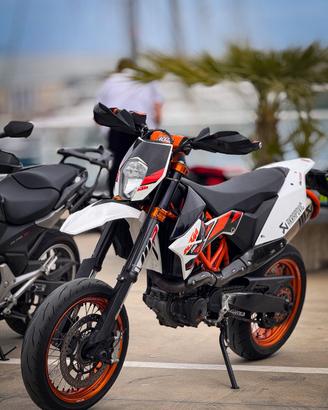 KTM 690 SMC R 2015 – Akrapovic - a2