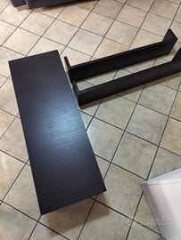Composizione mobile mensole salone legno